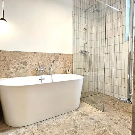 Widok Apartment, City Center, Free Parking