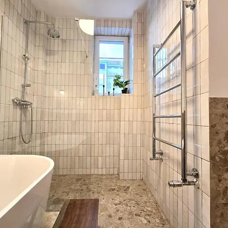 Widok Apartment, City Center, Free Parking